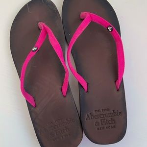 Abercrombie platform flip flops